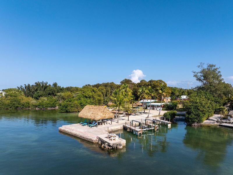 Rock Reef Resort