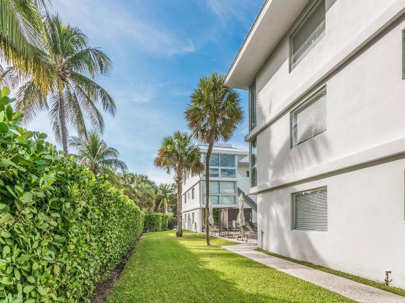 Beach Haus Key Biscayne