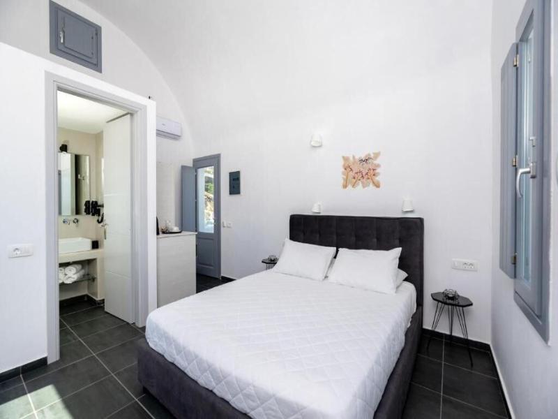 Pancratium Villas Suites gallery photo 17