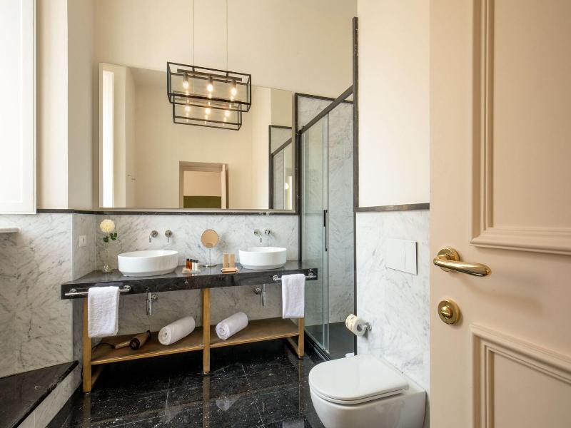 Spagna Luxury Rooms image