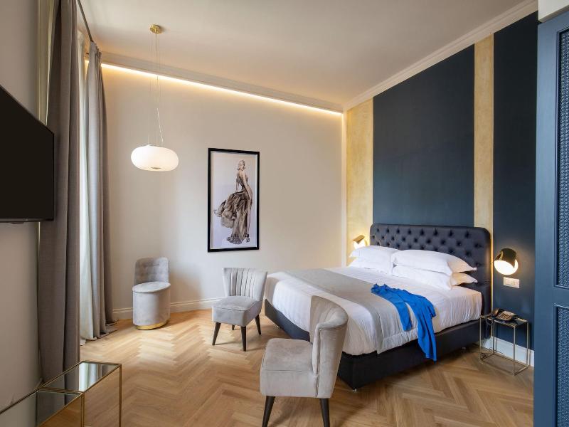 Spagna Luxury Rooms image