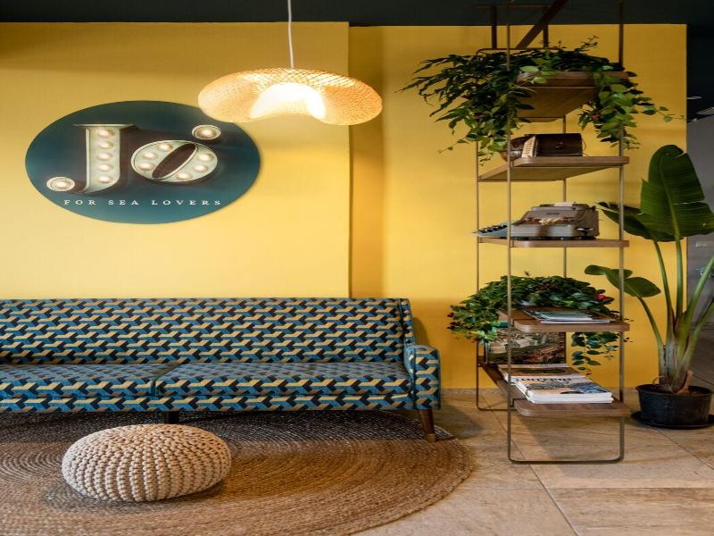 Hotel Jolly Roger image