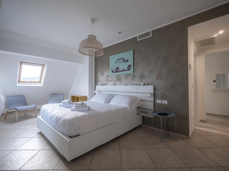 Hotel Jolly Roger image