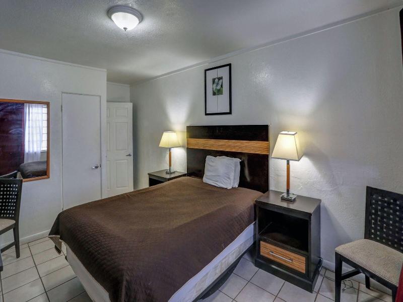 Richard S Hotel image