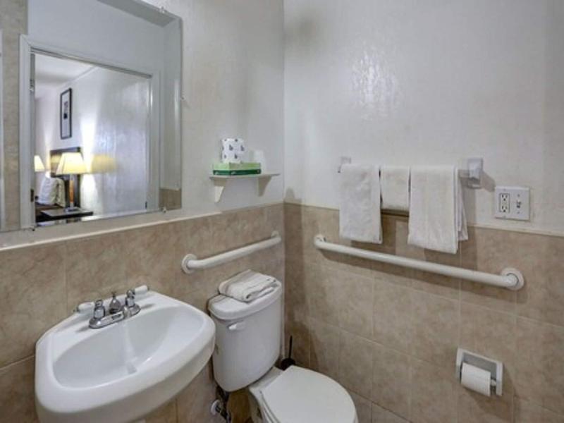 Richard S Hotel image
