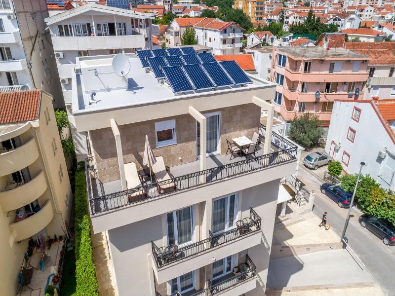 Almare Apartments Budva image