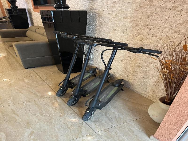Almare Apartments Budva image