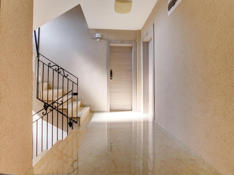 Almare Apartments Budva image