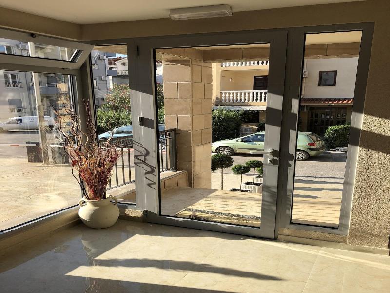 Almare Apartments Budva image