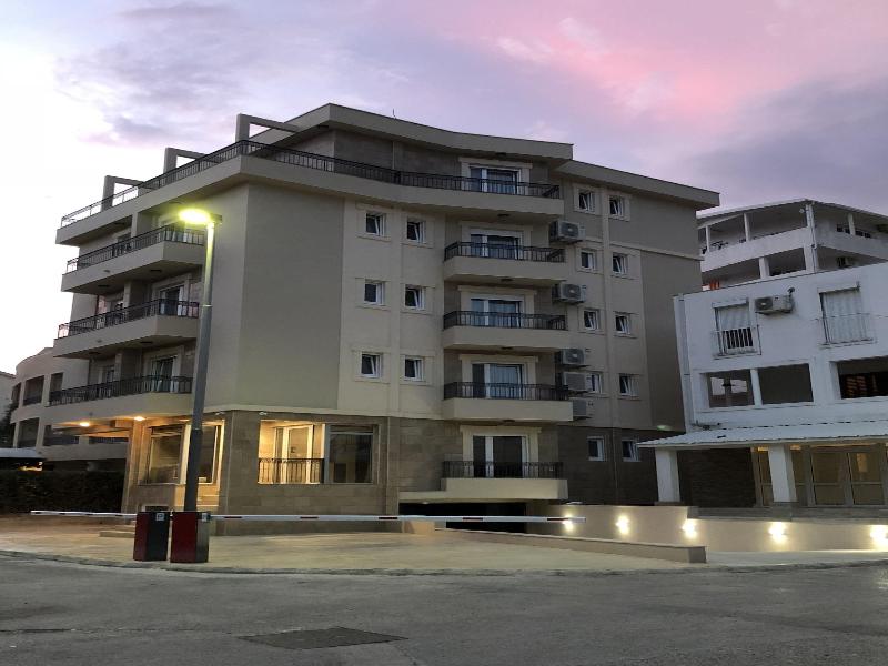 Almare Apartments Budva image