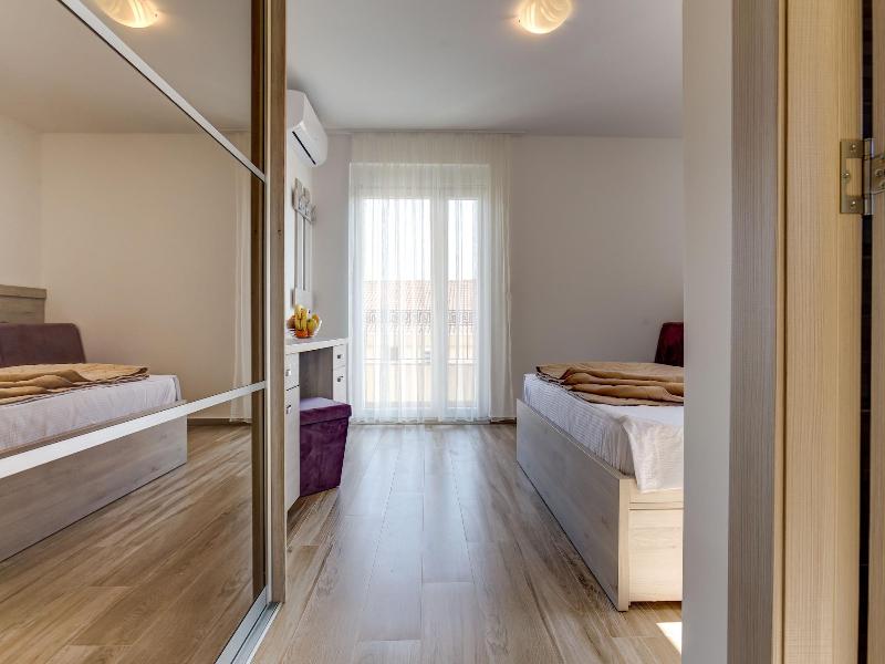 Almare Apartments Budva image