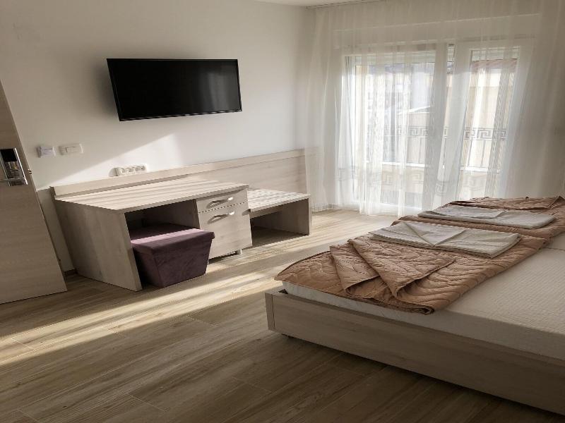 Almare Apartments Budva image