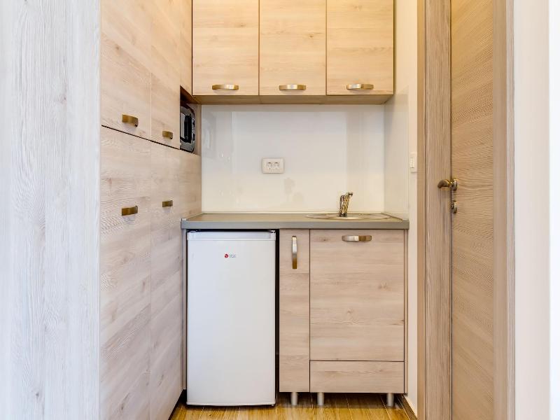 Almare Apartments Budva image