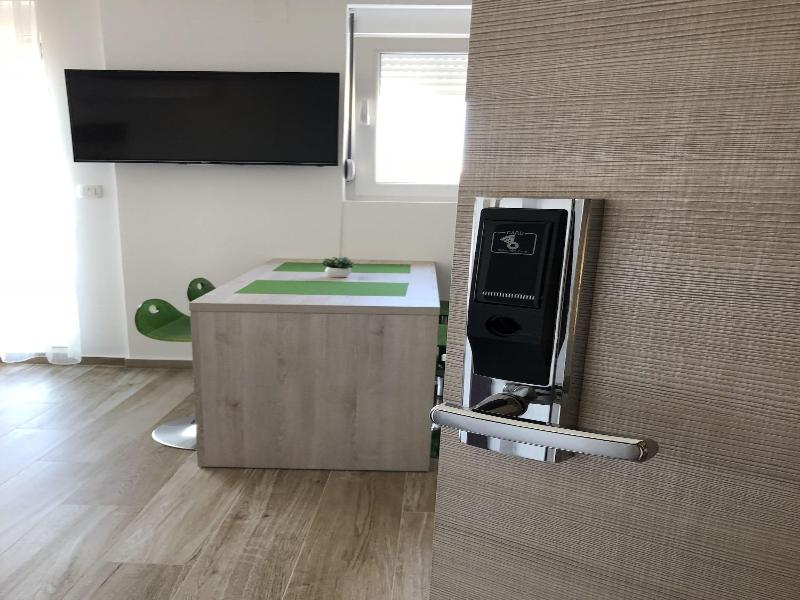 Almare Apartments Budva image