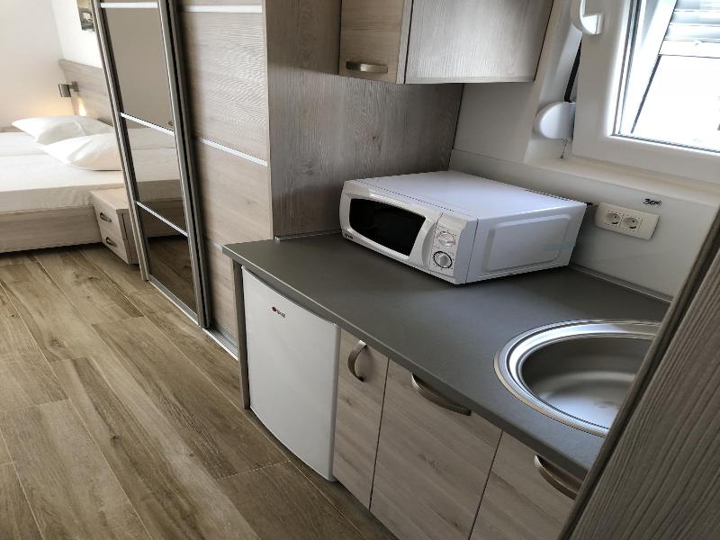 Almare Apartments Budva image