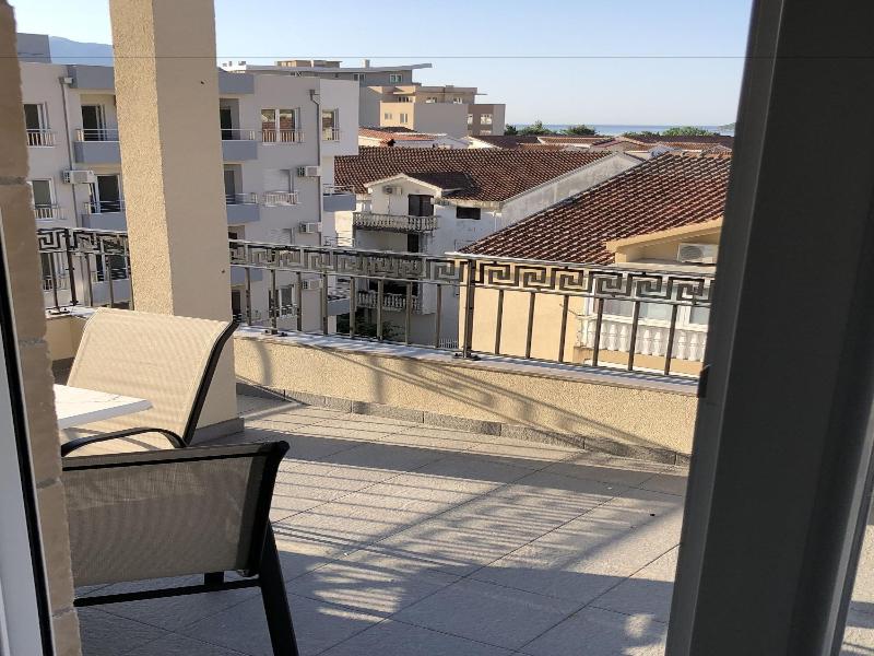 Almare Apartments Budva image
