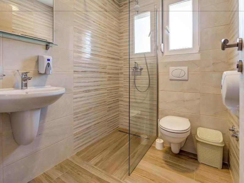 Almare Apartments Budva image