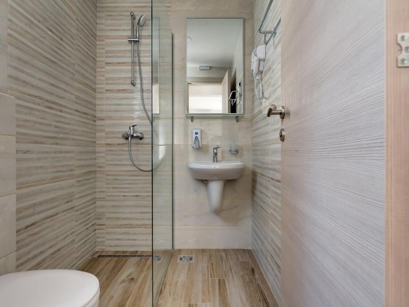 Almare Apartments Budva image