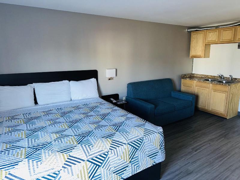 Motel 6 Mobile Al Airport Blvd image