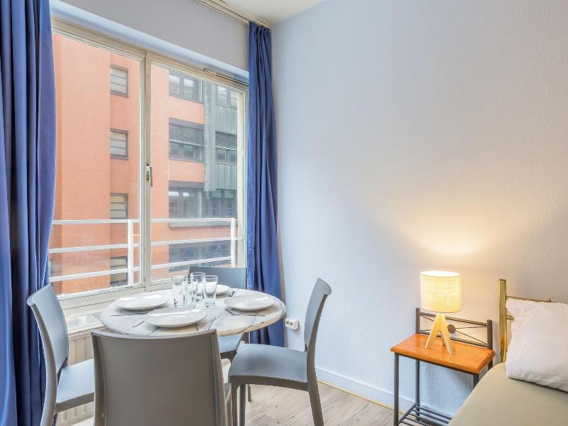 Icke Apartments image