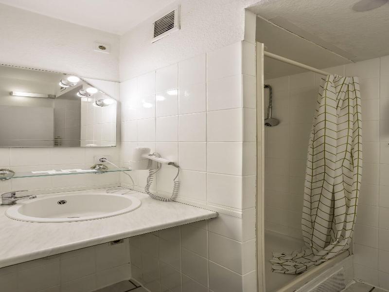 Icke Apartments image