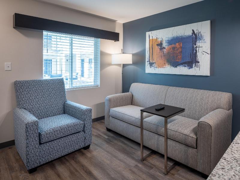 Stay Apt Suites Alexandria Fort Belvoir image