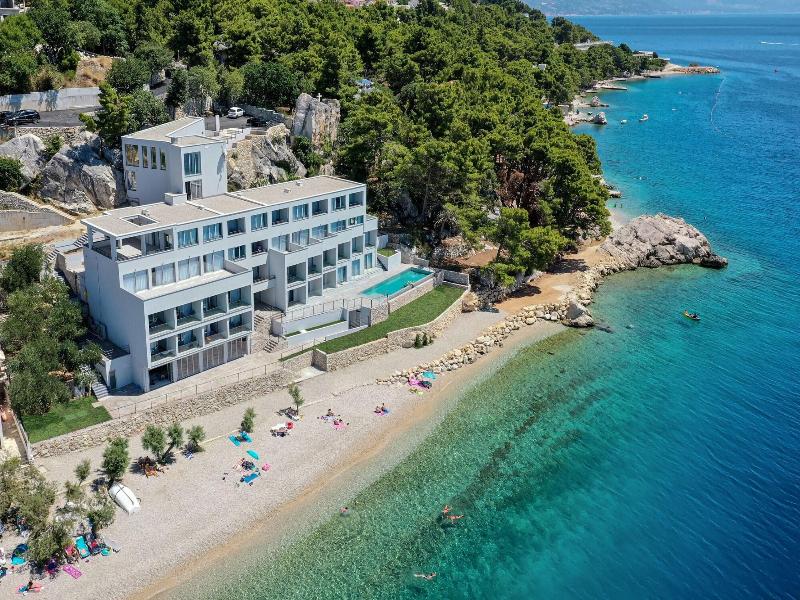 Omis