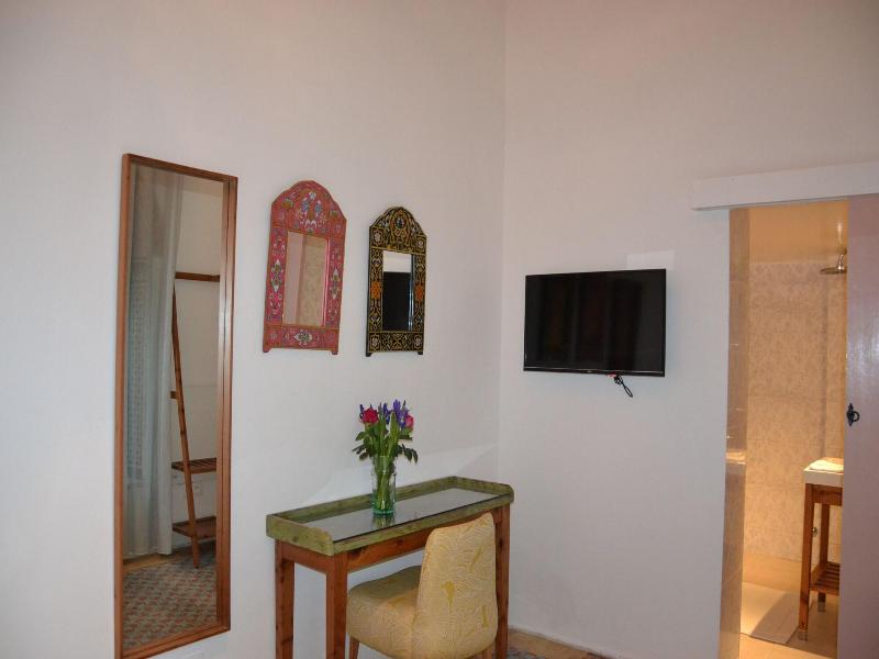 Riad Louane image