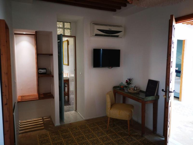 Riad Louane image
