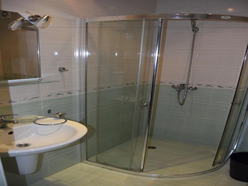 Wyndham Garden Westlake image