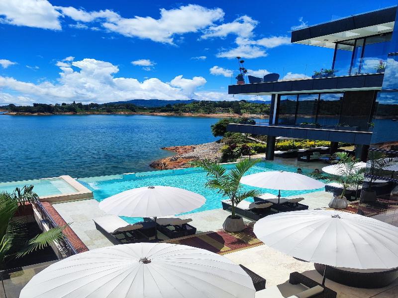 Vivanti Resort image
