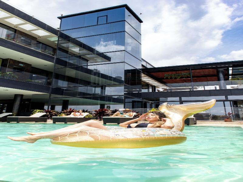 Vivanti Resort image