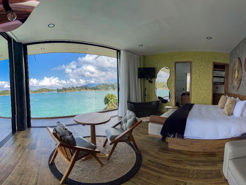 Vivanti Resort image