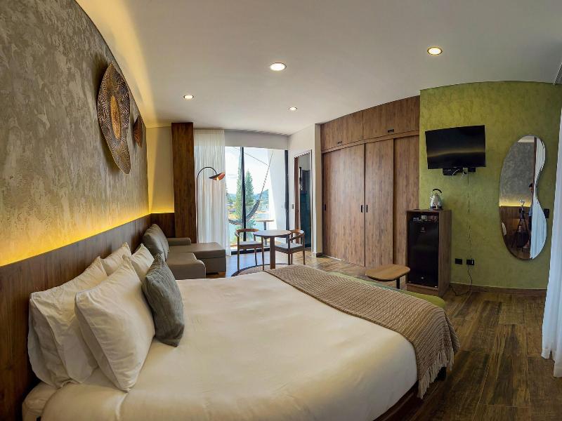 Vivanti Resort image