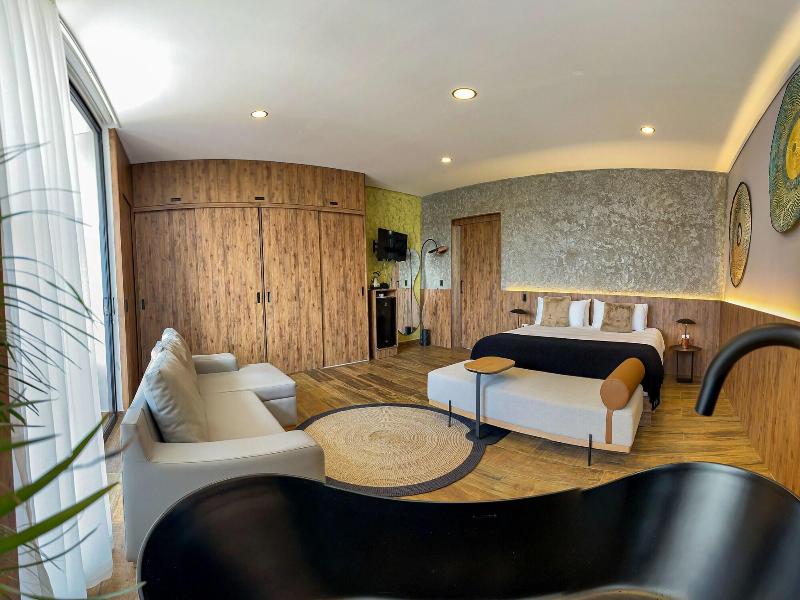 Vivanti Resort image