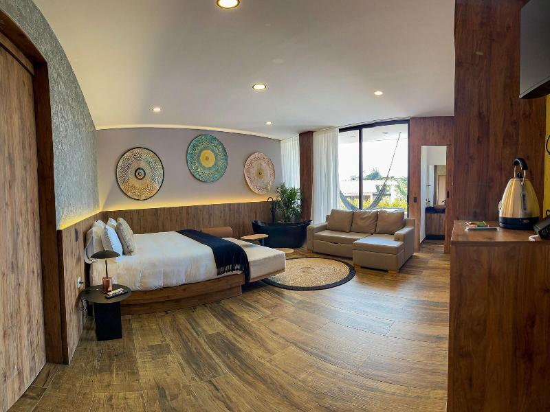 Vivanti Resort image