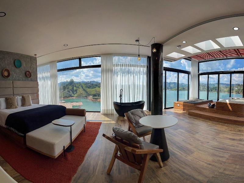 Vivanti Resort image