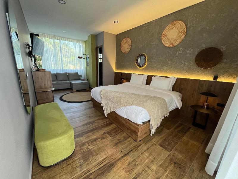 Vivanti Resort image