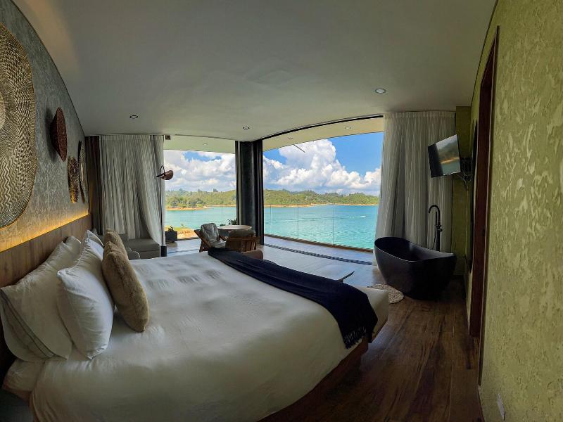 Vivanti Resort image
