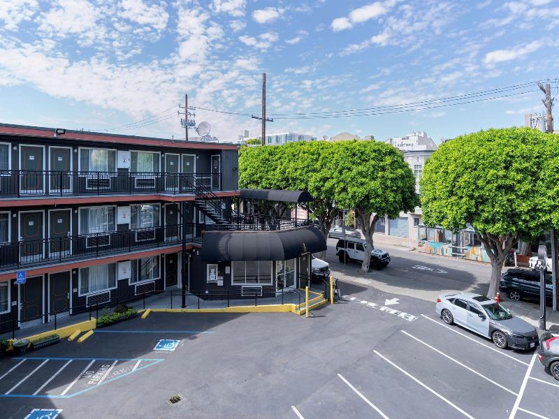 Symphony Inn