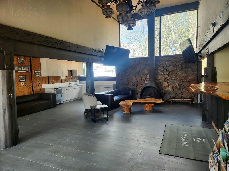 Studio 9 Big Bear image