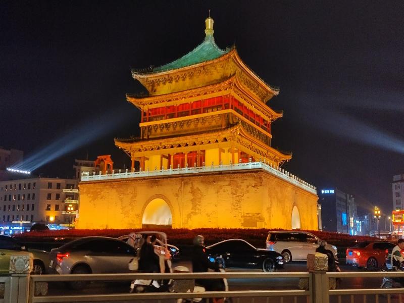 Hanting Hotel Xi’an Bell Tower Dachaishi Metro St