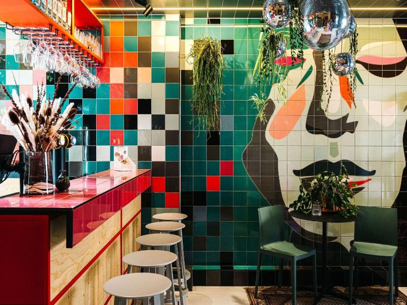 The Green Elephant Hostel Spa image