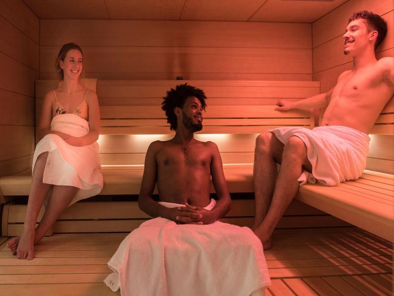 The Green Elephant Hostel Spa image
