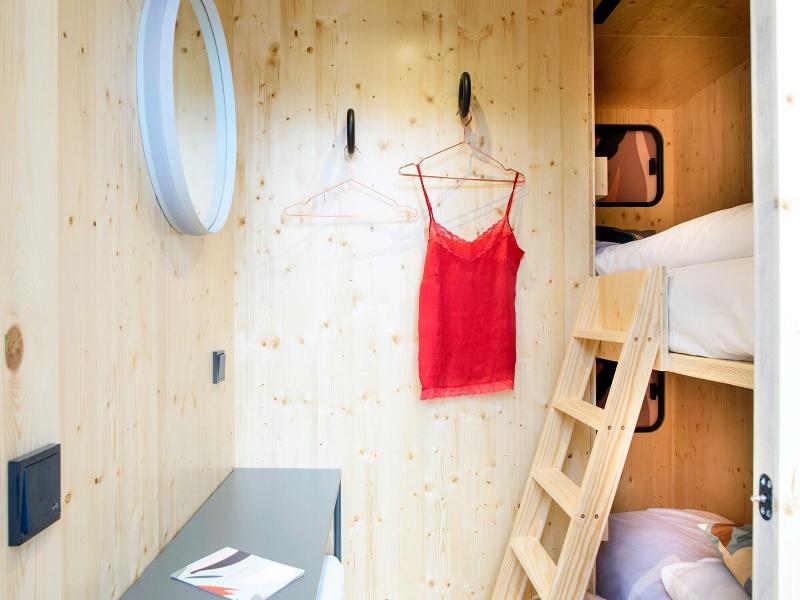 The Green Elephant Hostel Spa image