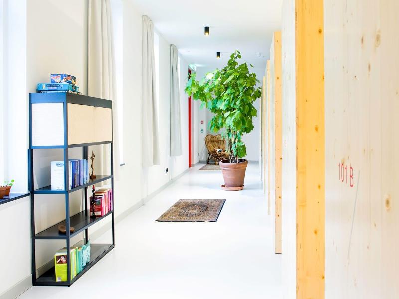 The Green Elephant Hostel Spa image