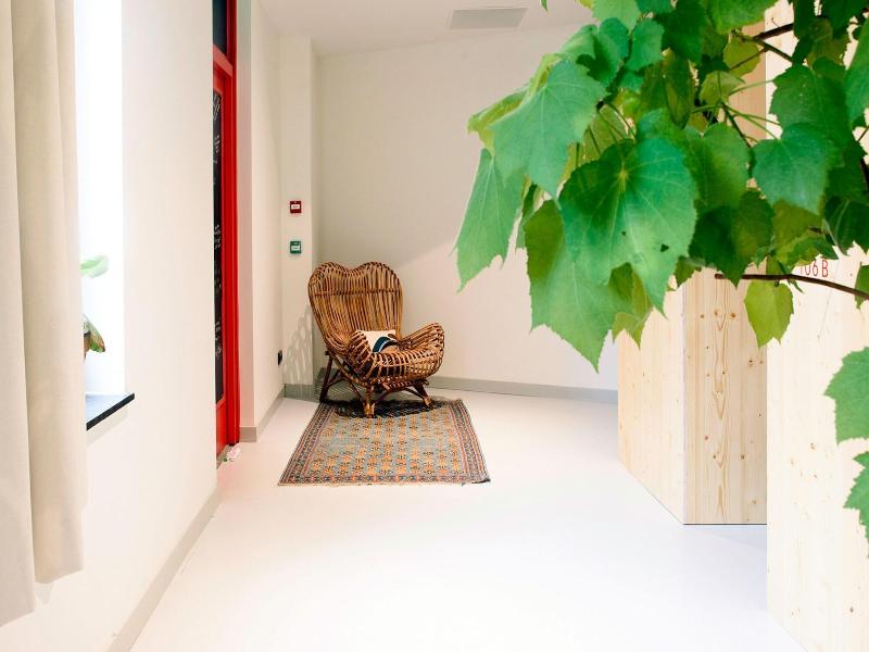 The Green Elephant Hostel Spa image