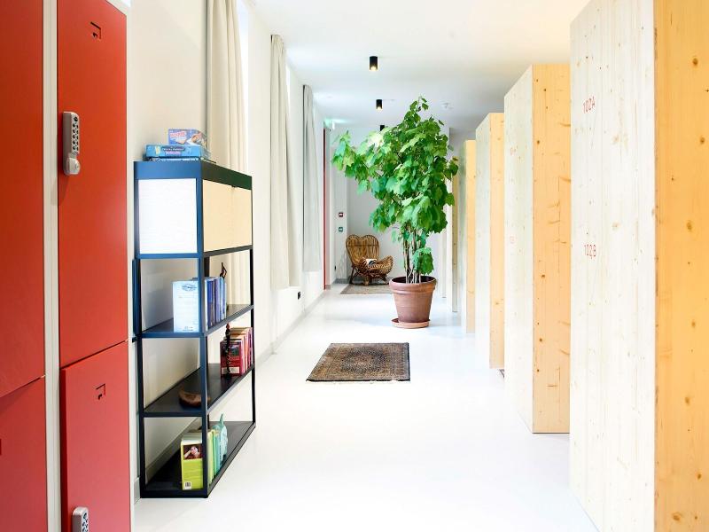 The Green Elephant Hostel Spa image
