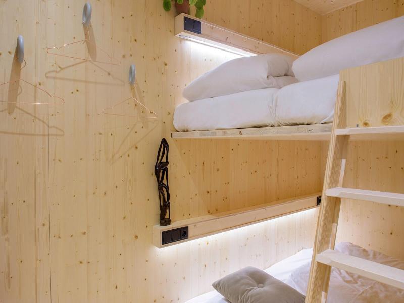 The Green Elephant Hostel Spa image