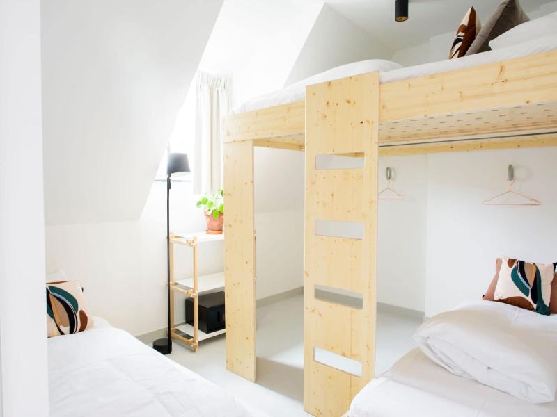 The Green Elephant Hostel Spa image